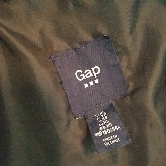 Gap Factory Puffy Vest - Picture 4 of 4